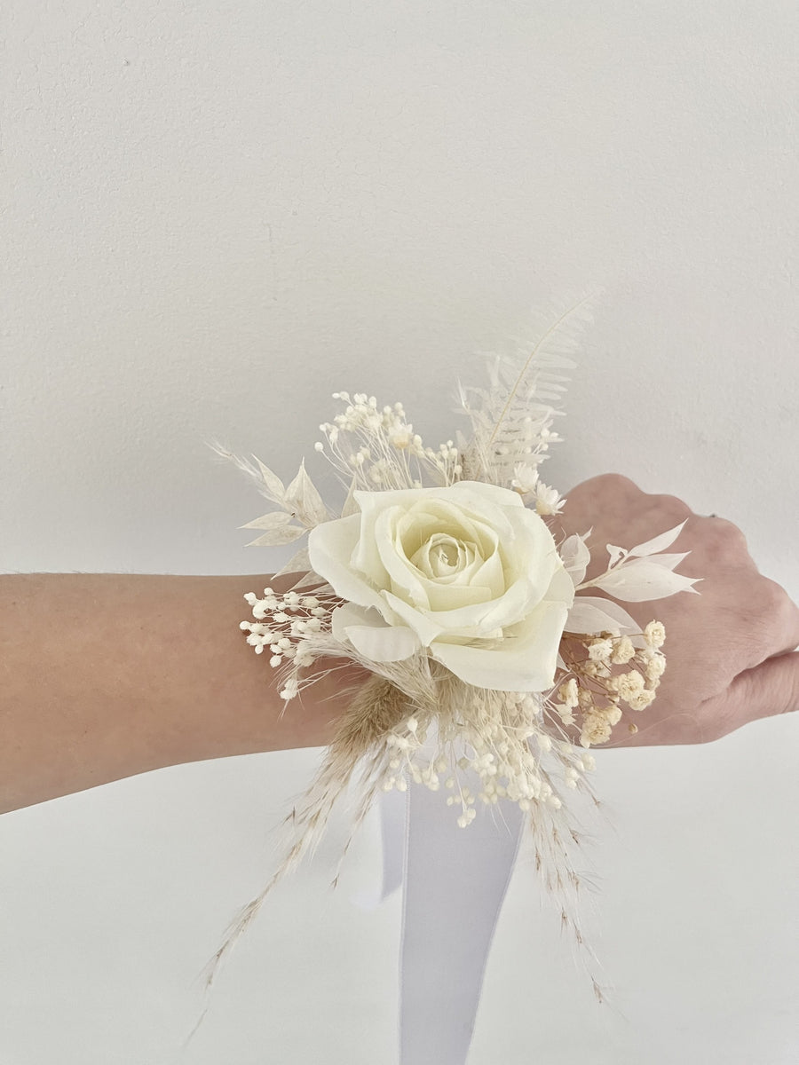 Dried Flower Corsage – Desert Dreams Dried Flowers