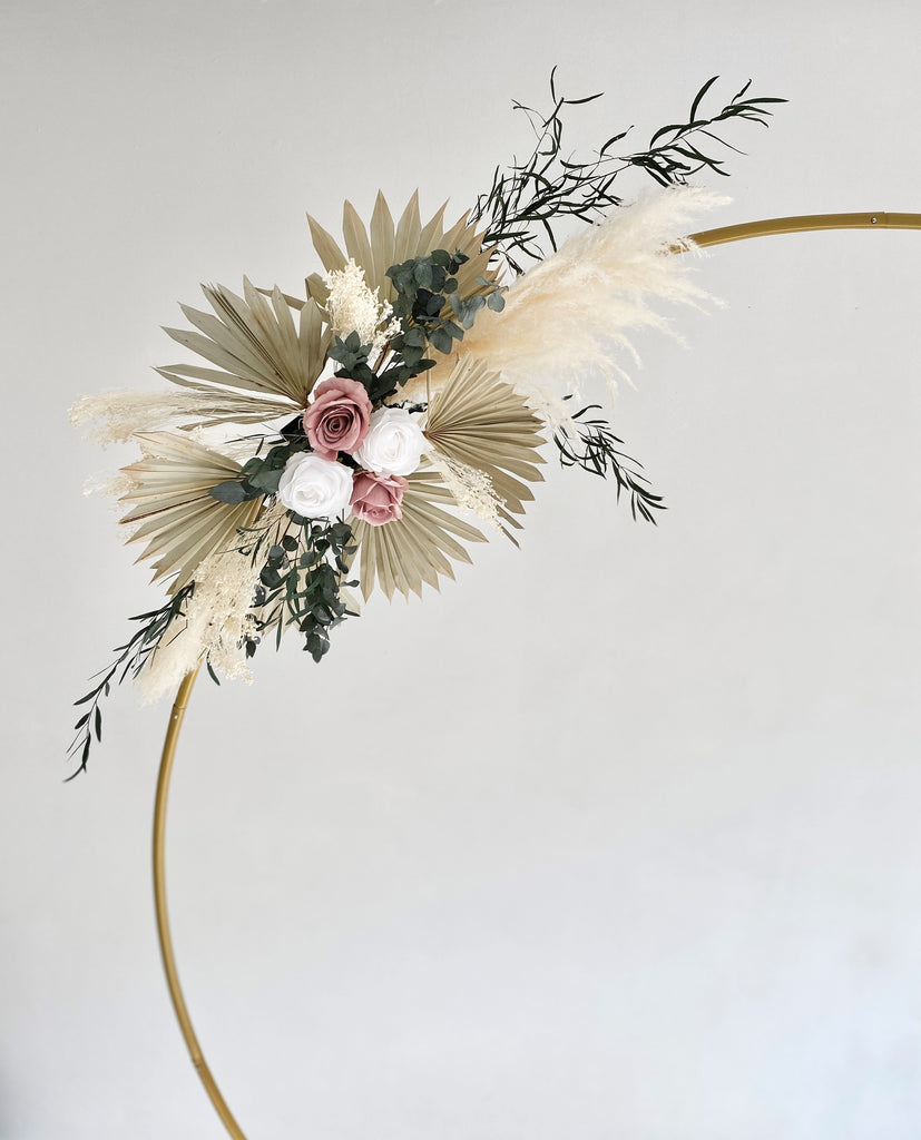 circle arch dried flower wedding arrangement
