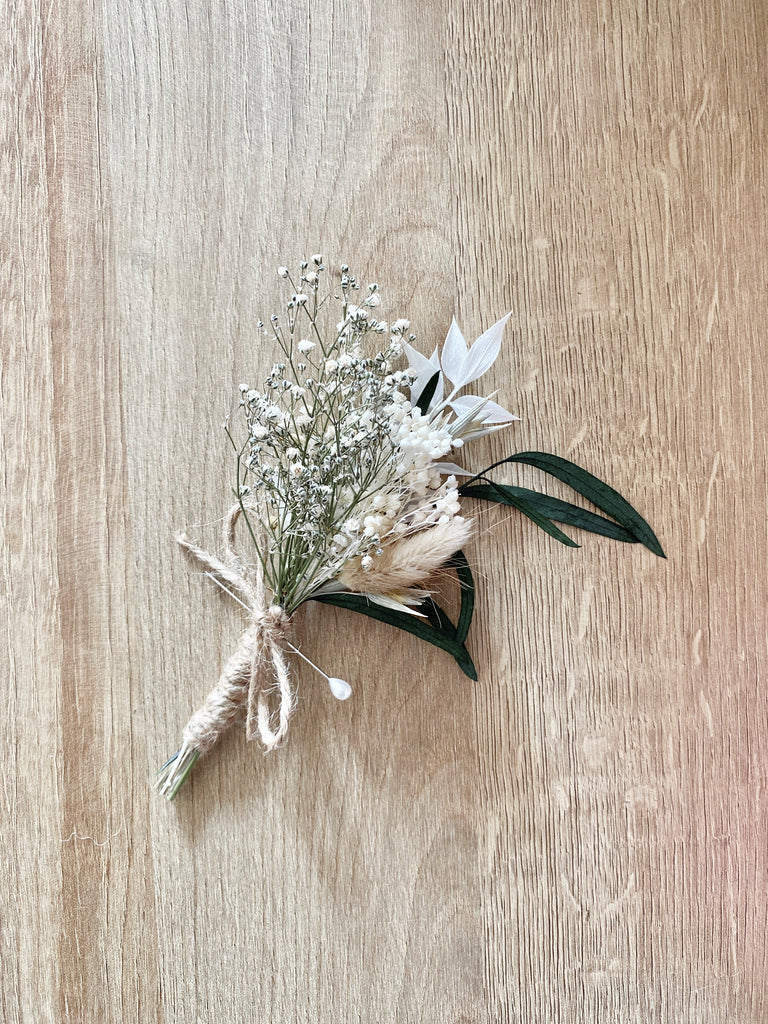Rustic Charm buttonhole white green