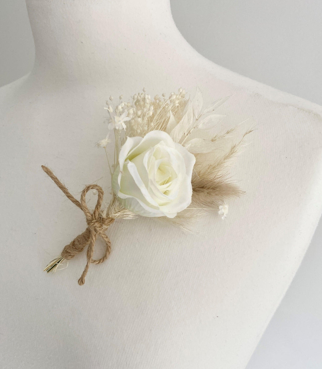 Buttonhole - White Wedding Range – Desert Dreams Dried Flowers