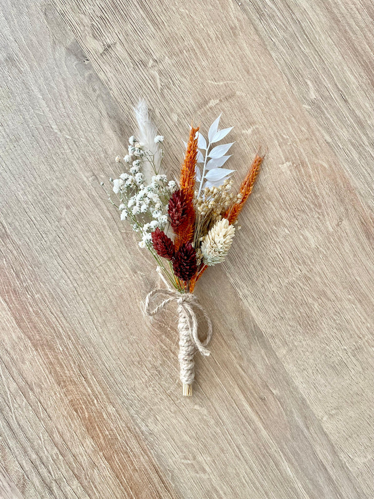 Dried Flower Buttonhole red, orange, white, burghandy, corn, gypsophila